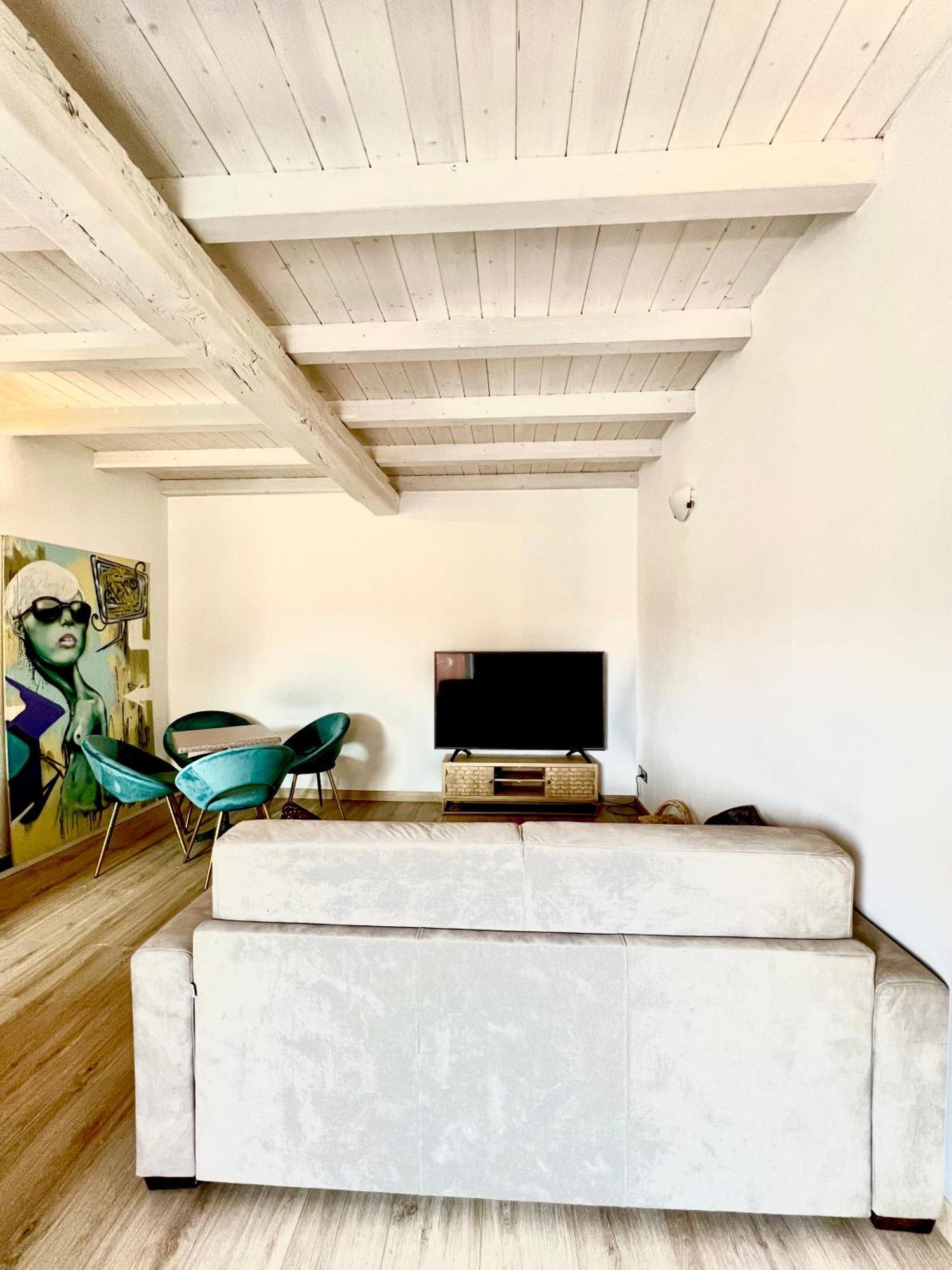 Casa Sul Lago Arona Eksteriør billede
