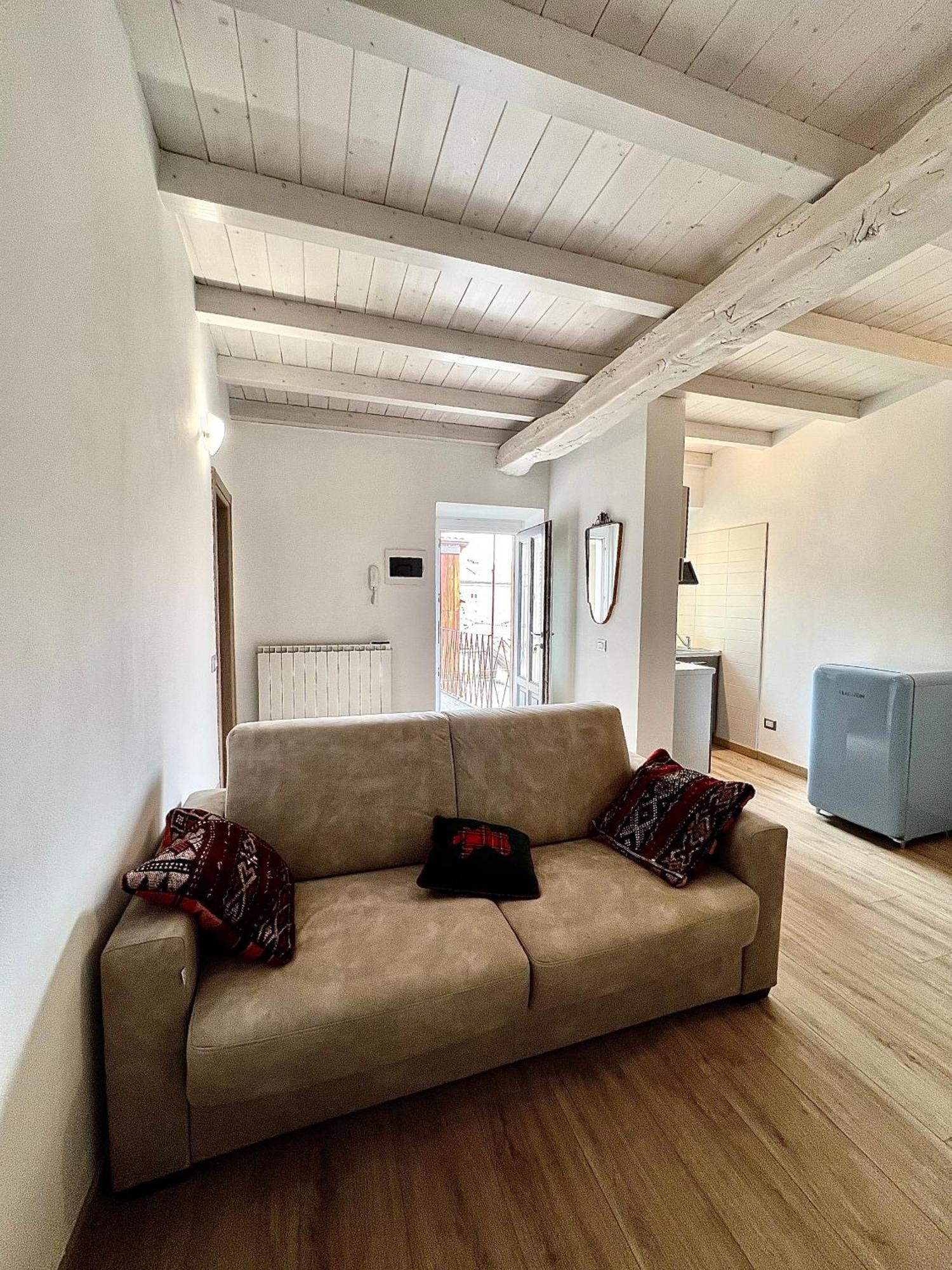 Casa Sul Lago Arona Eksteriør billede