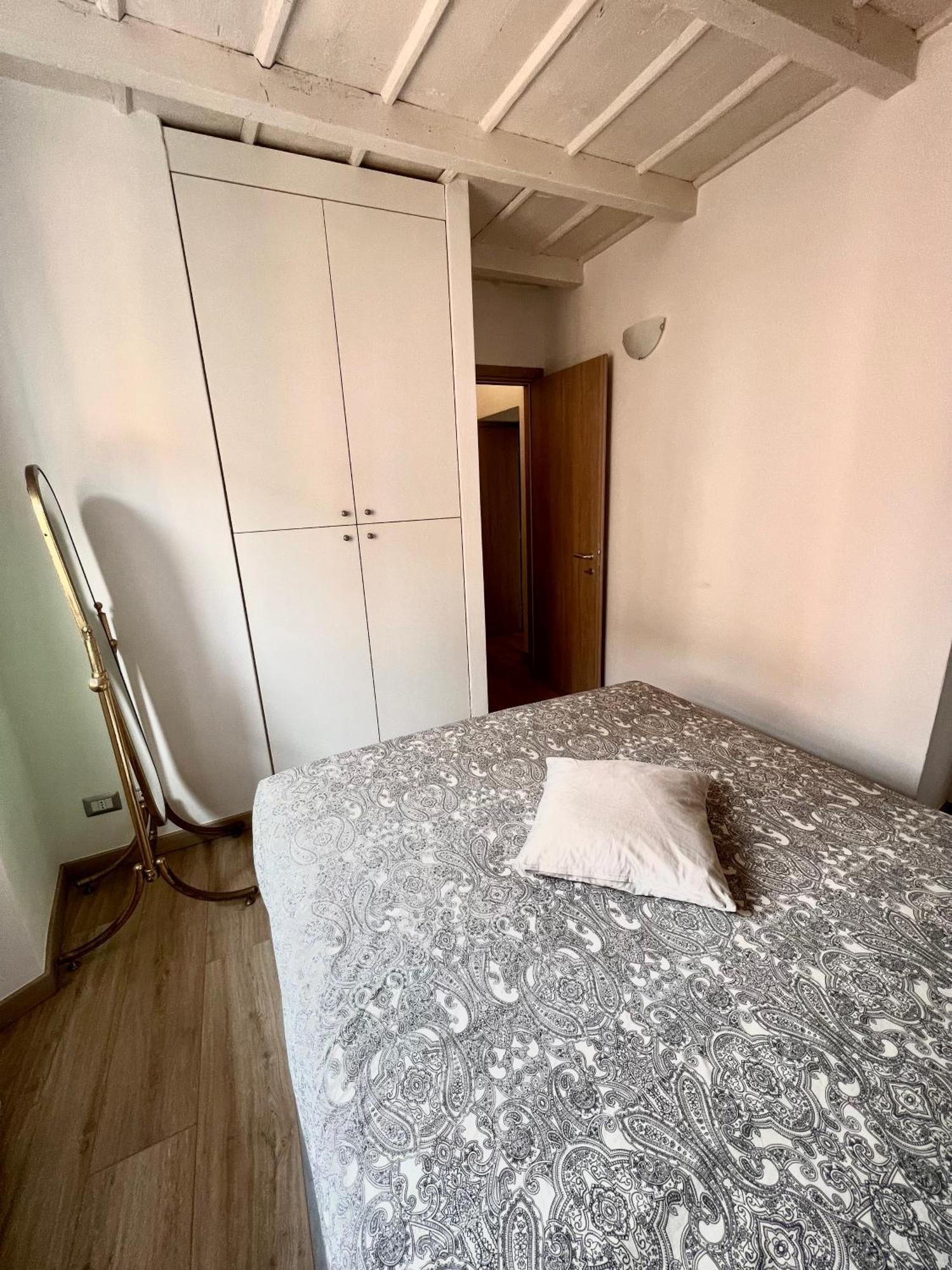 Casa Sul Lago Arona Eksteriør billede
